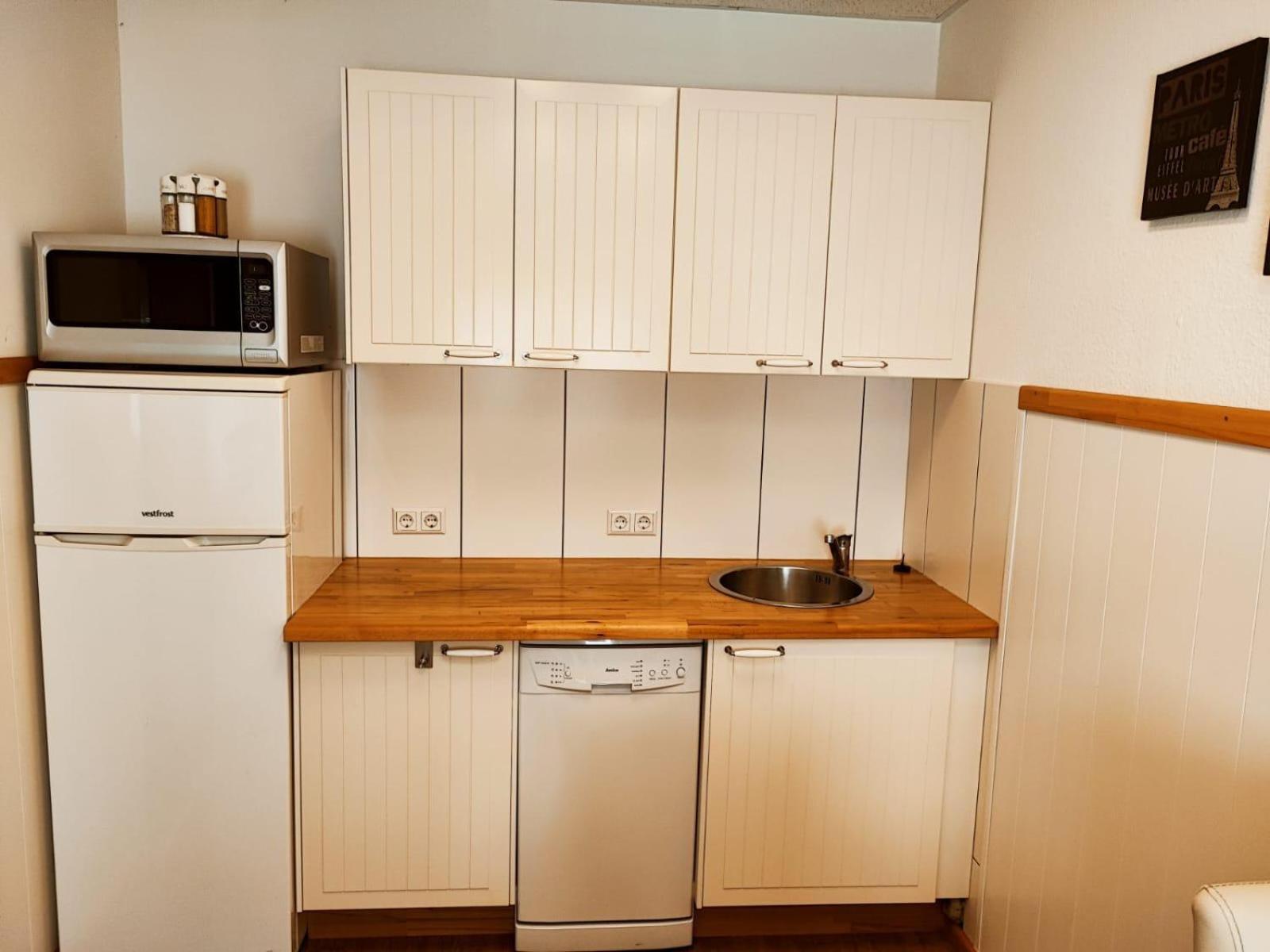 Warum Ins Hotel Neckarsulm Luaran gambar