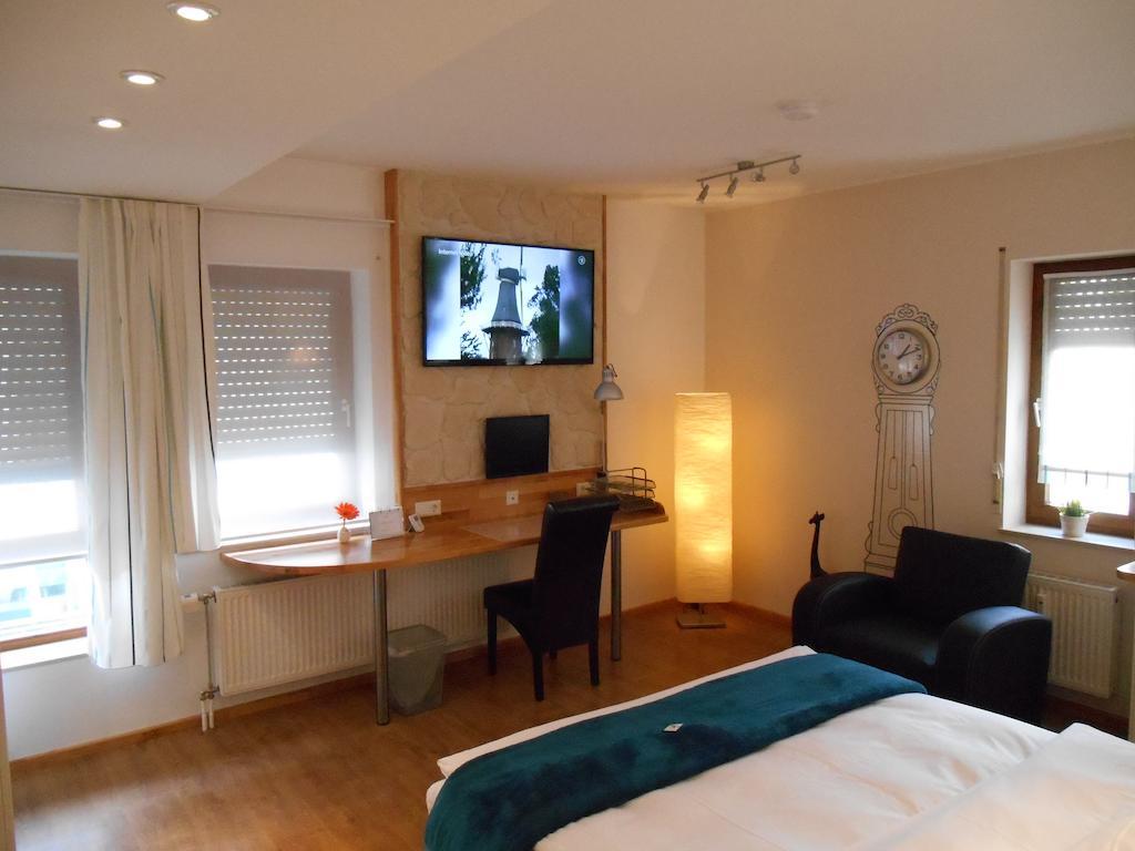 Warum Ins Hotel Neckarsulm Luaran gambar