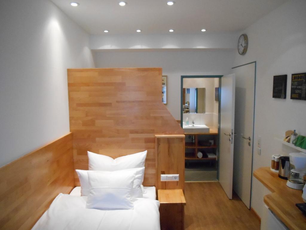 Warum Ins Hotel Neckarsulm Luaran gambar