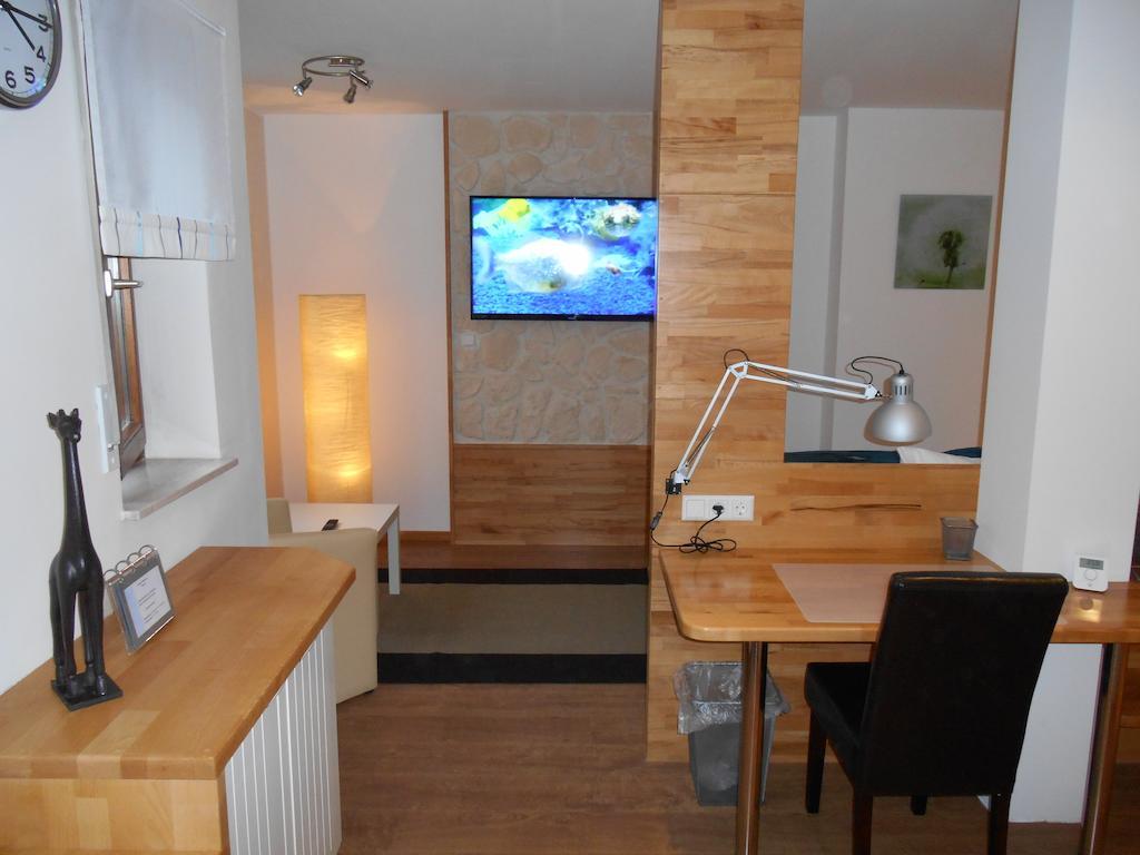 Warum Ins Hotel Neckarsulm Luaran gambar