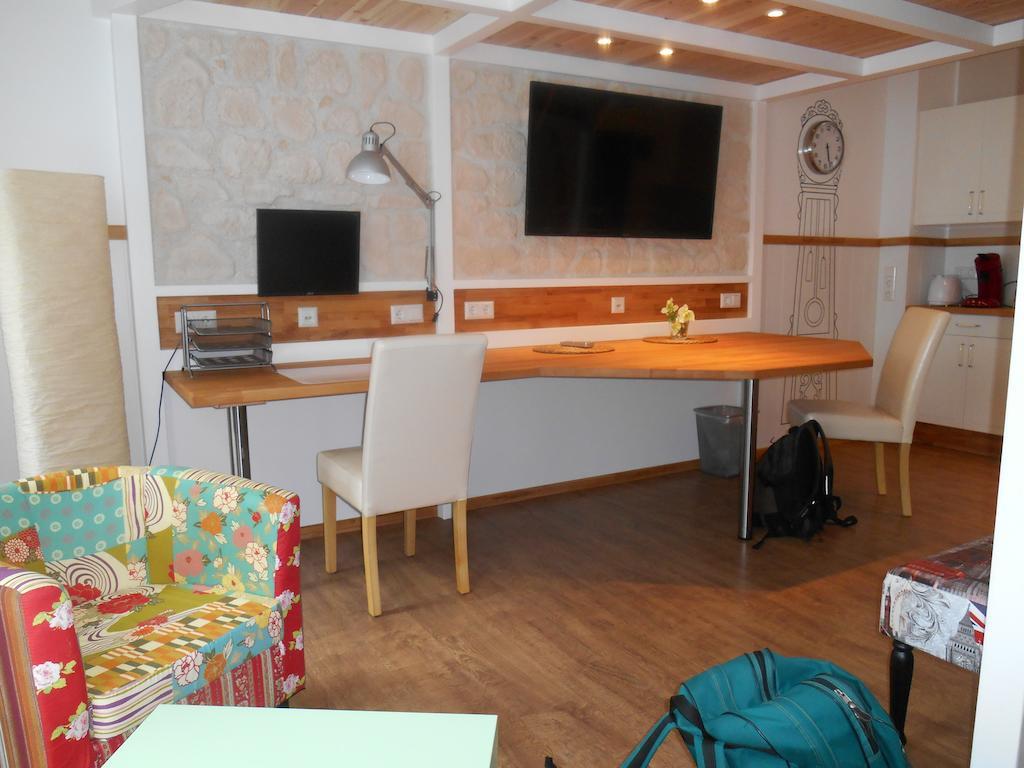 Warum Ins Hotel Neckarsulm Luaran gambar